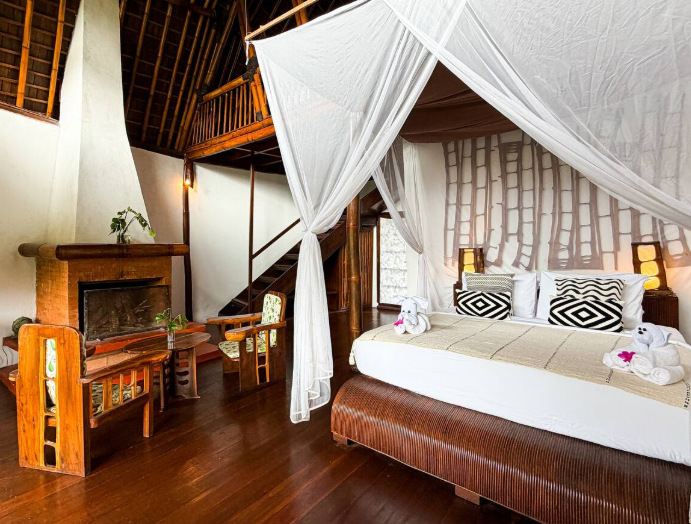Plaga Eco Village 3