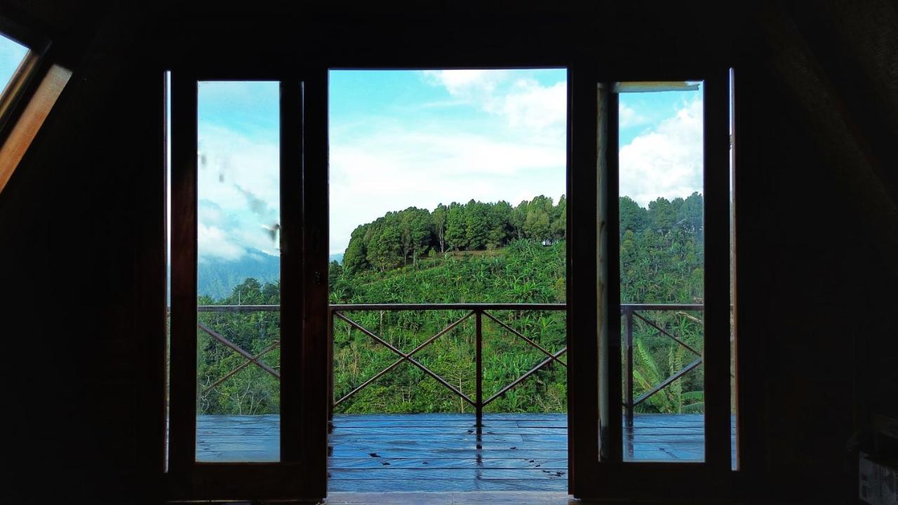 Villa Kayu Amertha