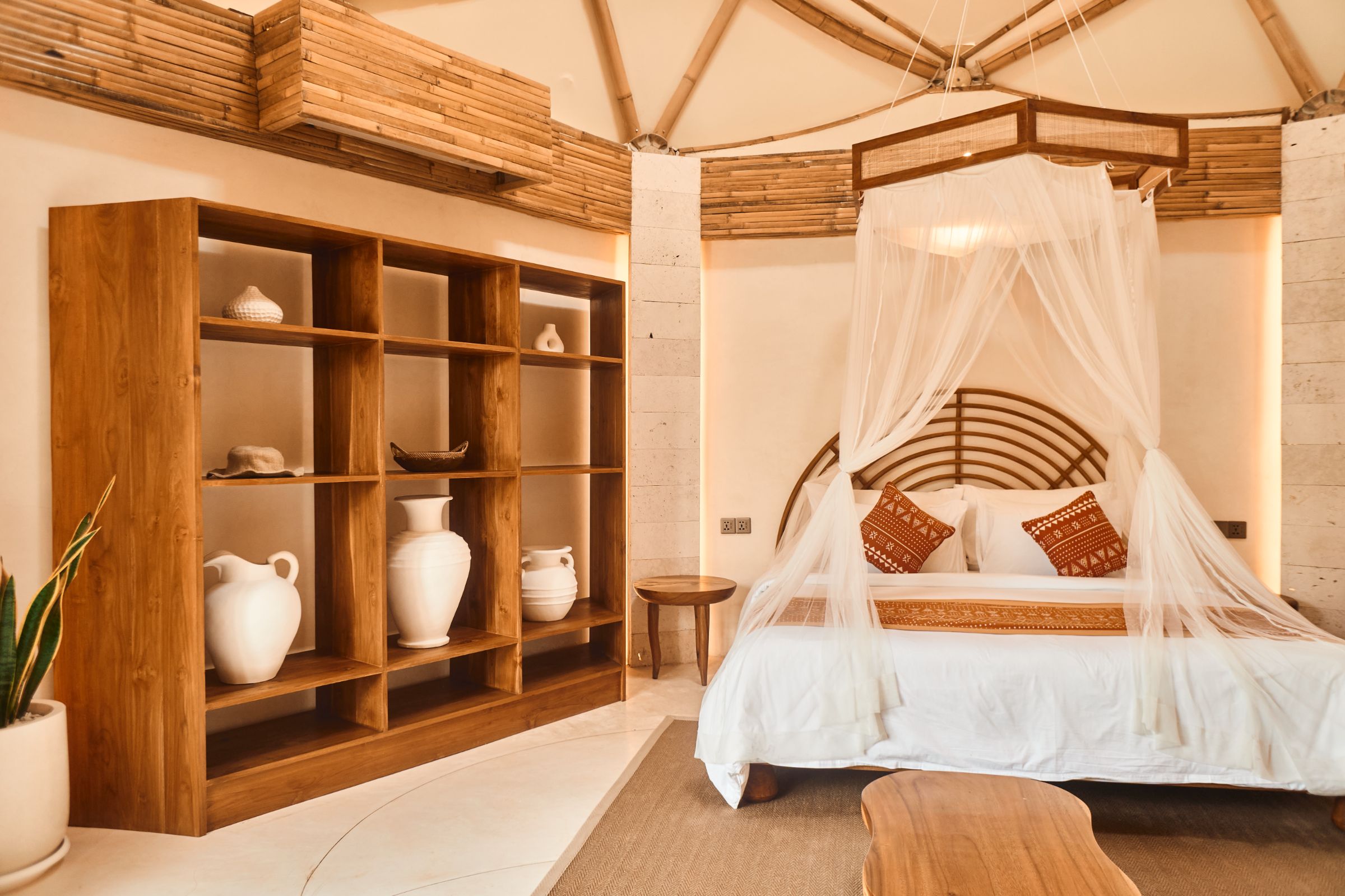 Nuanu Suites & Accommodations
